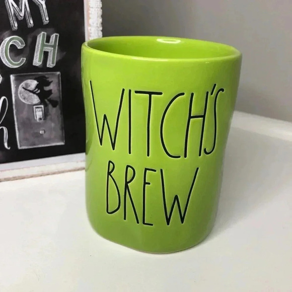 Rae Dunn Witch’s Brew Caramel Apple Scented Candle - Picture 2 of 7